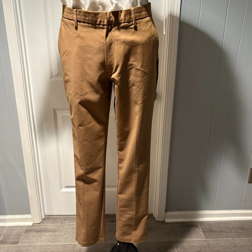 Good Threads Men's Slim Fit Dress Stretch Performance Pants Size 36W 33L. Tan